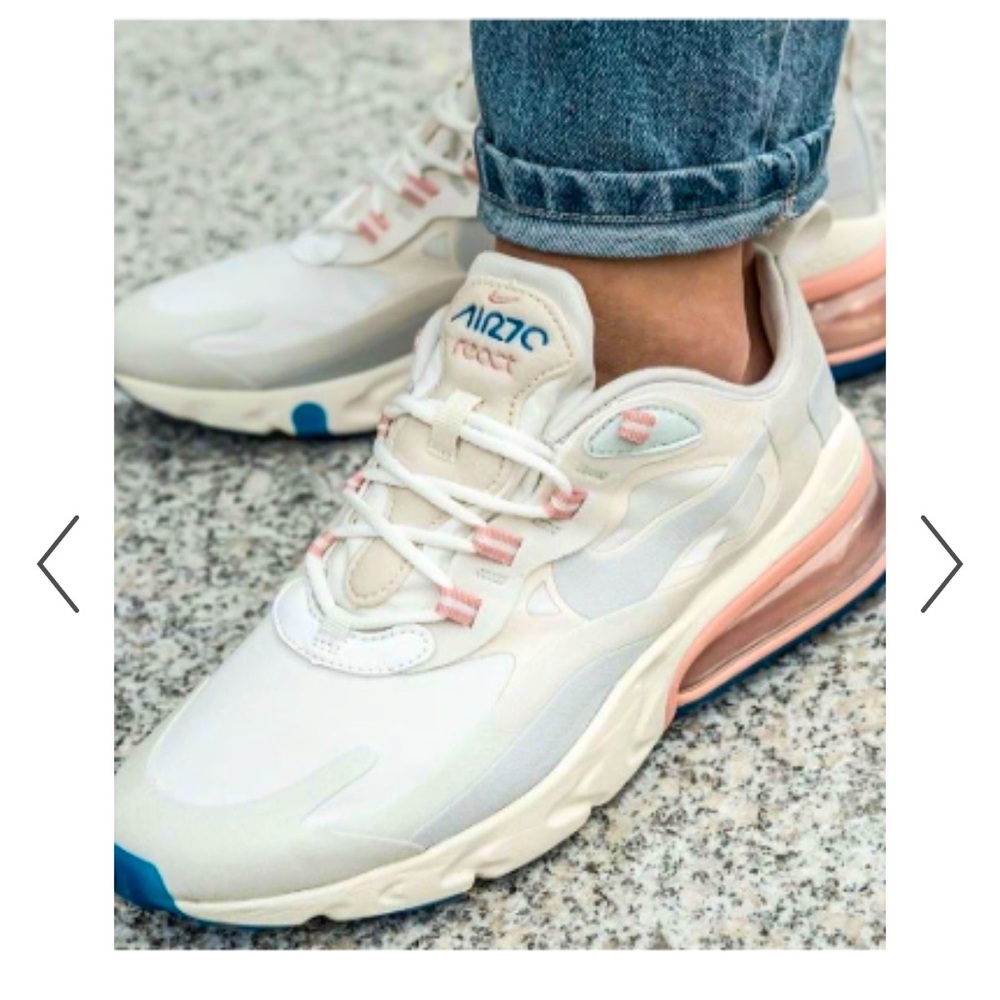 NIKE women’s air max 270 react size 9